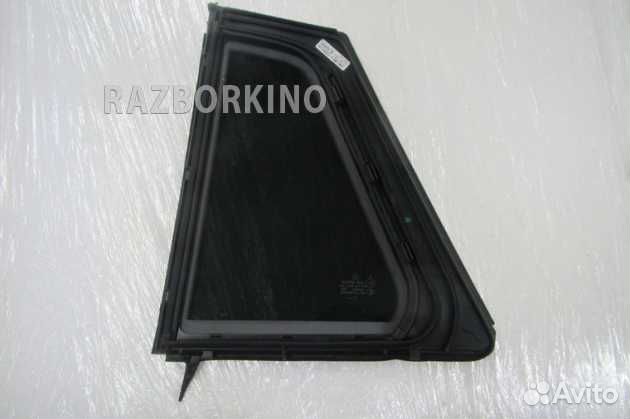 Форточка задней правой двери