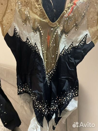 Купальник по художественной гимнастике