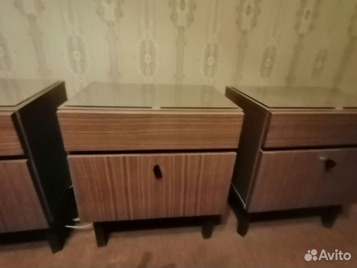Комплект прикроватных тумбочек