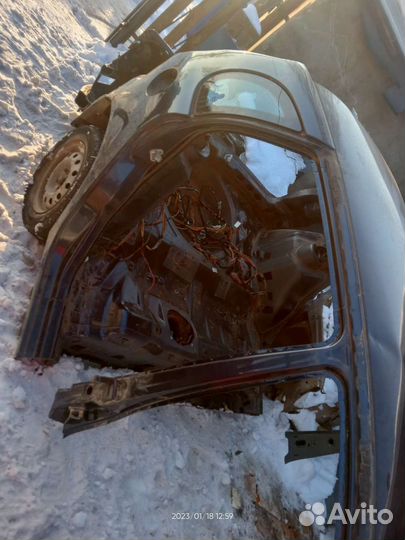 Кузов с крышей и задней частью калина хэтчбек