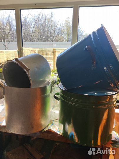 Кастрюли эмалированные