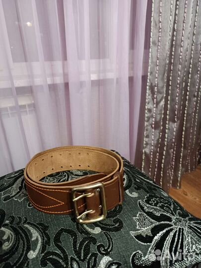 Мужской кожаный ремень армейский