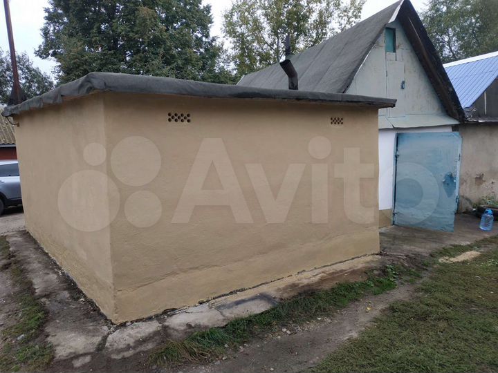 Гараж, > 30 м²