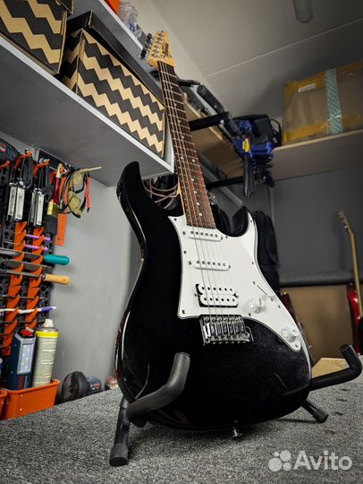 Электрогитара ibanez с комбиком Ibanez