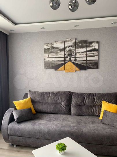 1-к. квартира, 38 м², 8/10 эт.