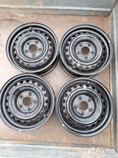 Штампованные диски r15 5 114.3