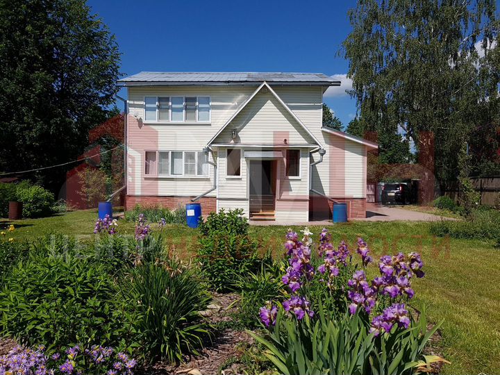 Дом 158,3 м² на участке 16 сот.