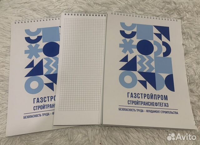 Блокнот-тетрадь А4 в клетку на пружине