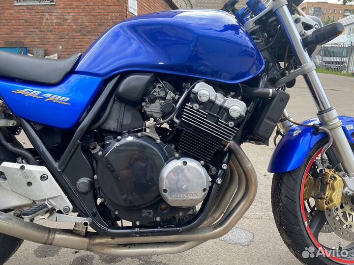 Мотоцикл honda CB400SF Vtec 1