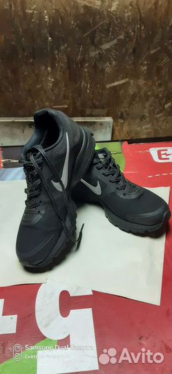 Nike евра зима 42р