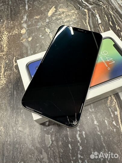 iPhone X, 64 ГБ