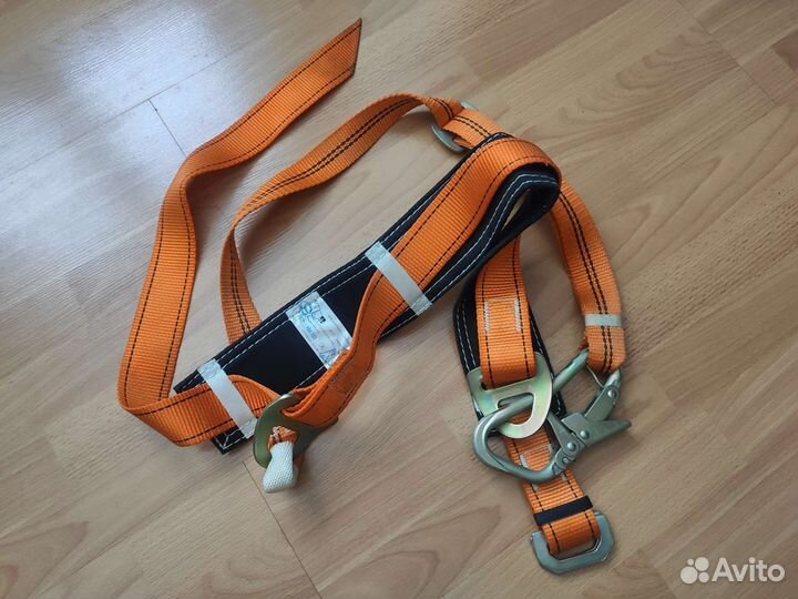 Страховочная система привязь обвязка