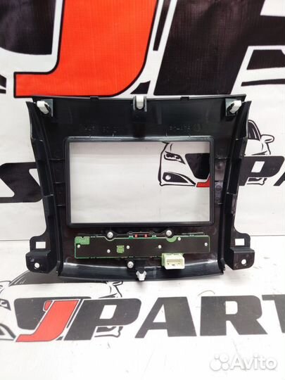 Рамка магнитолы Mitsubishi Outlander II (2005—2009