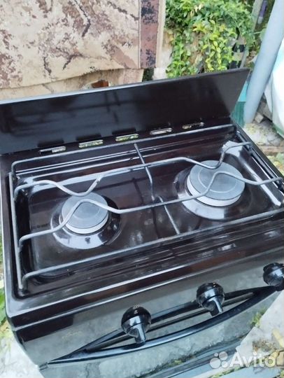 Газовая плита 2 конфорки слегка бу