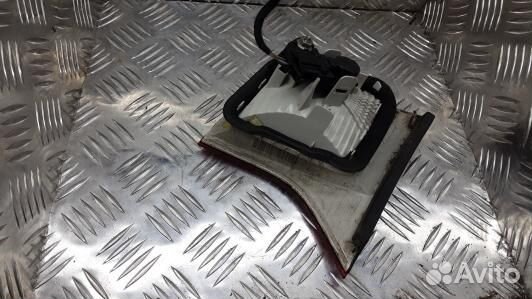 Фонарь левый крышки багажника audi A4 B7 (ENI32HR0