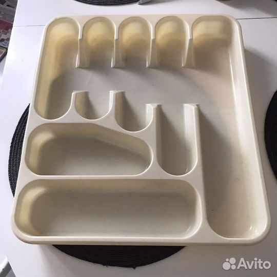 Лотки, подставки ложек вилок, для льда