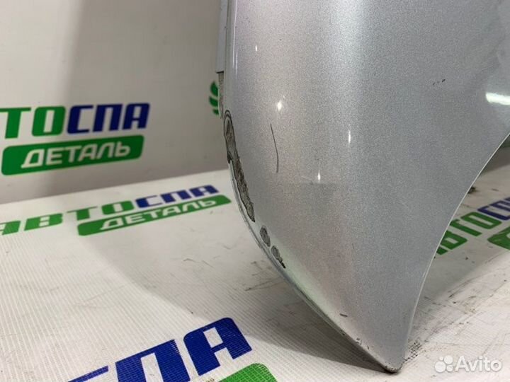 Капот Volkswagen Touareg внедорожник турбодизель