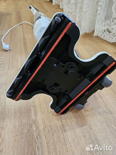 Пылесос моющий вертикальный Tefal Clean&Steam