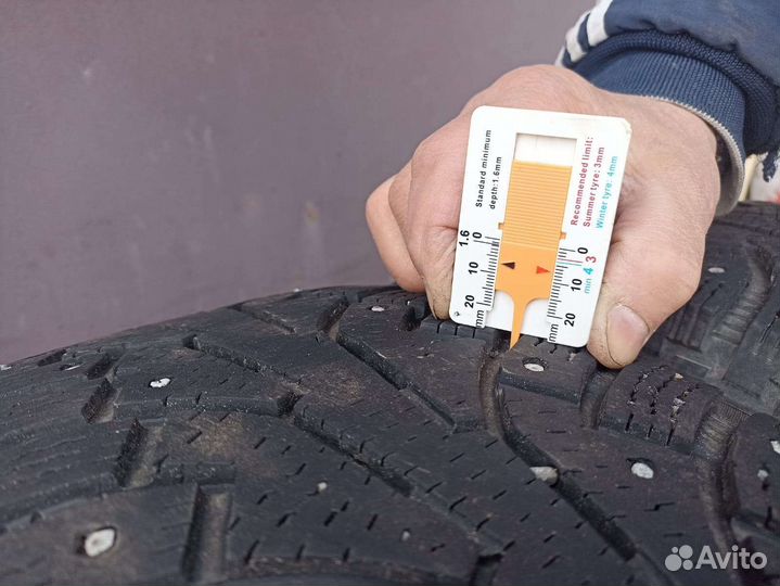 Nokian Tyres Hakkapeliitta 1 225/60 R17