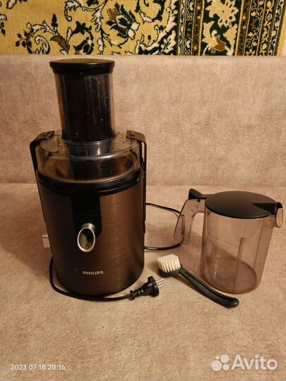 Соковыжималка центробежная Philips HR1866 / 30