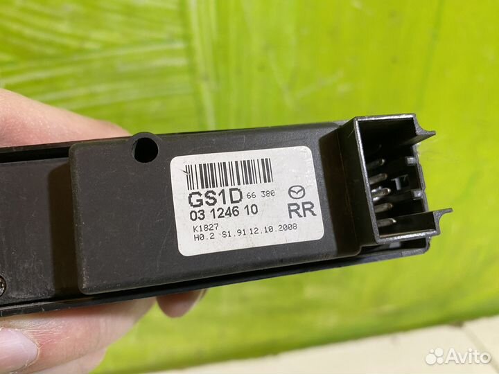 Кнопка стеклоподъемника задняя Mazda 6 GH