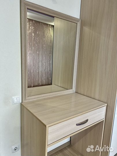 Зеркало для макияжа трельяж трюмо