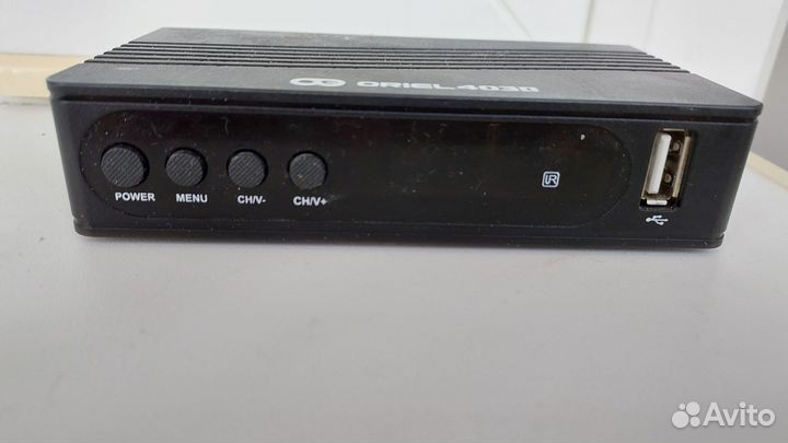 Приставка oriel 403D цифрового тв на 20 каналов