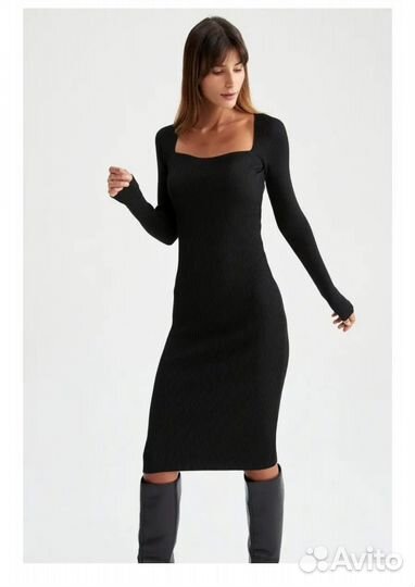 Облегающее платье в рубчик Черный М(44-46)