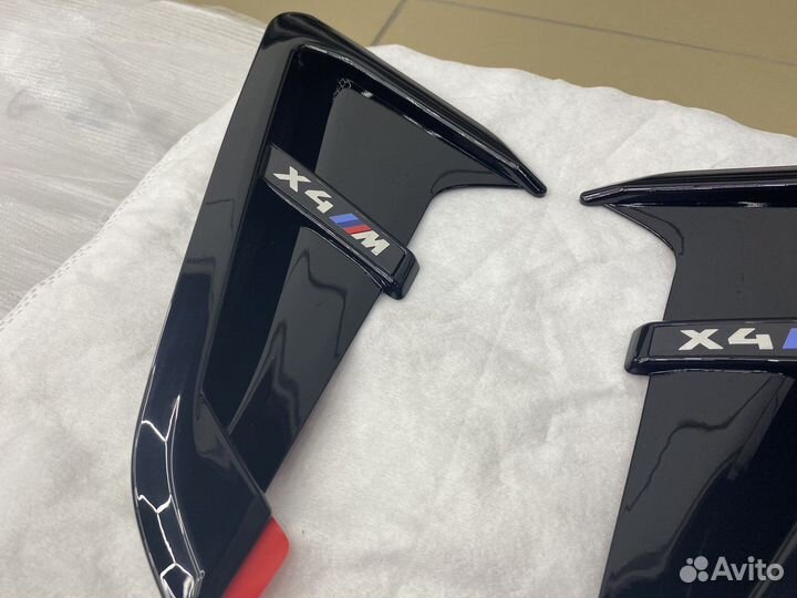Жабры на BMW X4 G02 черный глянец