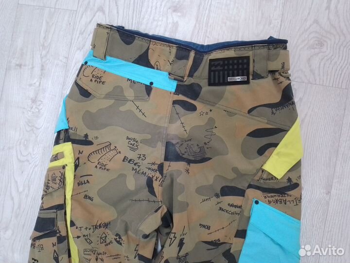 Комплект Зимний Куртка Штаны Перчатки Шапка