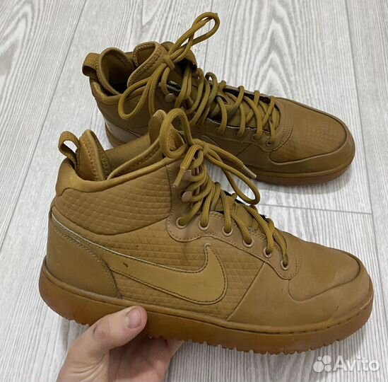 Nike court borough mid winter clearance wheat