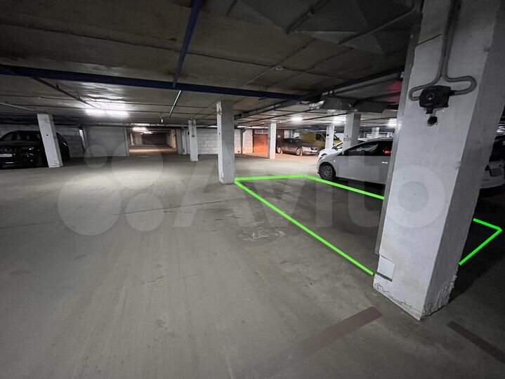 Машиноместо, 15 м²