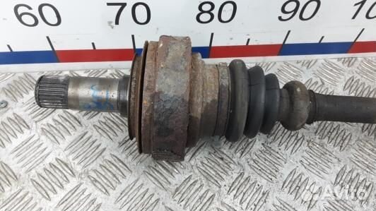 Привод задний правый mercedes benz vito W639 (UKR1