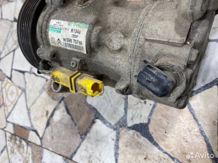 Компрессор кондиционера Citroen C4 хэтчбэк TU5JP4