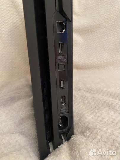 Sony playstation 4 pro 1tb