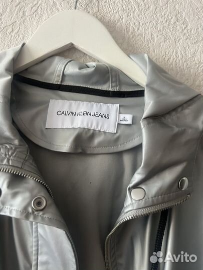 Куртка женская calvin klein