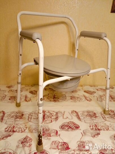 Стул туалет для пожилых и инвалидов