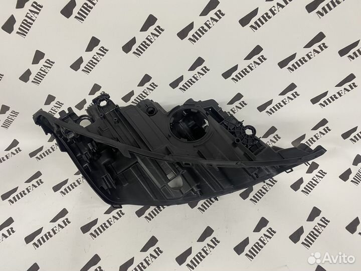 Правый корпус фары BMW 6er G32 2016-2020