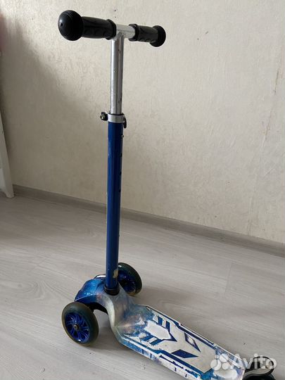 Самокат детский трехколесный