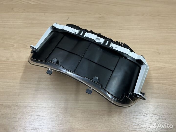 Щиток приборов Toyota RAV4 40