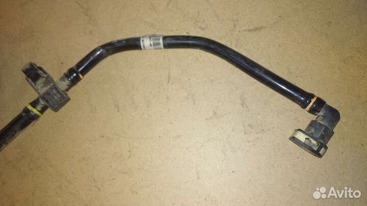 Трубка топливная Форд Фокус 3 2.0 бензин