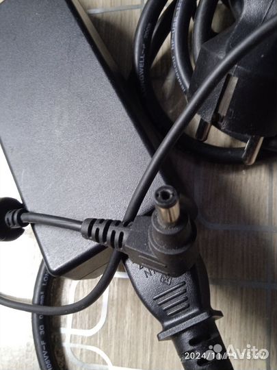 Адаптер 24v-2.65 ампер