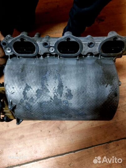 Mercedes Benz впускной коллектор 3.5