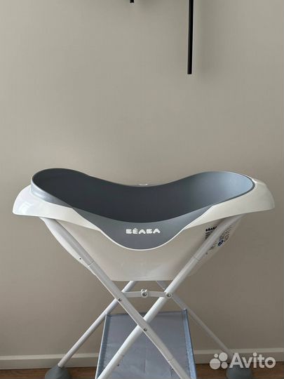 Ванночка для купания новорожденного