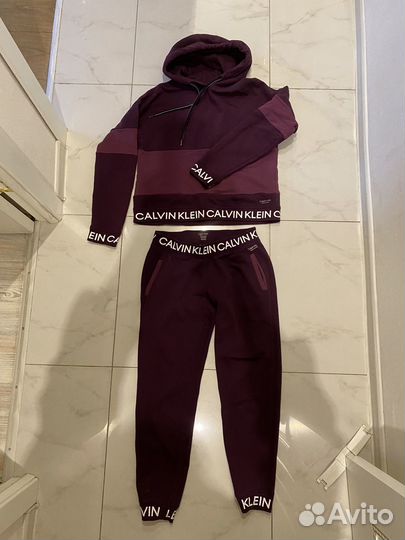 Костюм Calvin klein