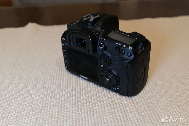 Canon eos 7d mark ii (40k пробег)