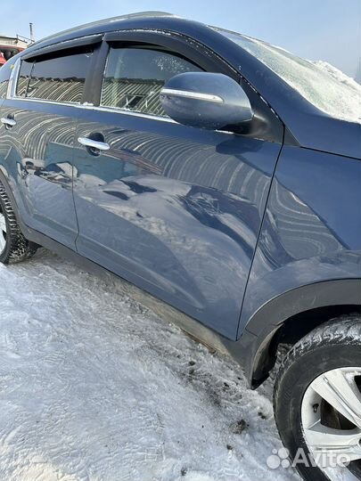 Передняя правая дверь Kia Sportage 3 Clyde Blue A2