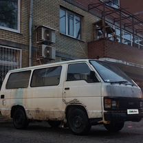 Toyota Hiace 1.8 MT, 1989, 300 000 км, с пробегом, цена 99 000 руб.