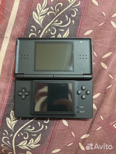 Nintendo DS lite