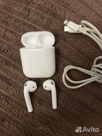 Airpods 2 поколения оригинал б/у